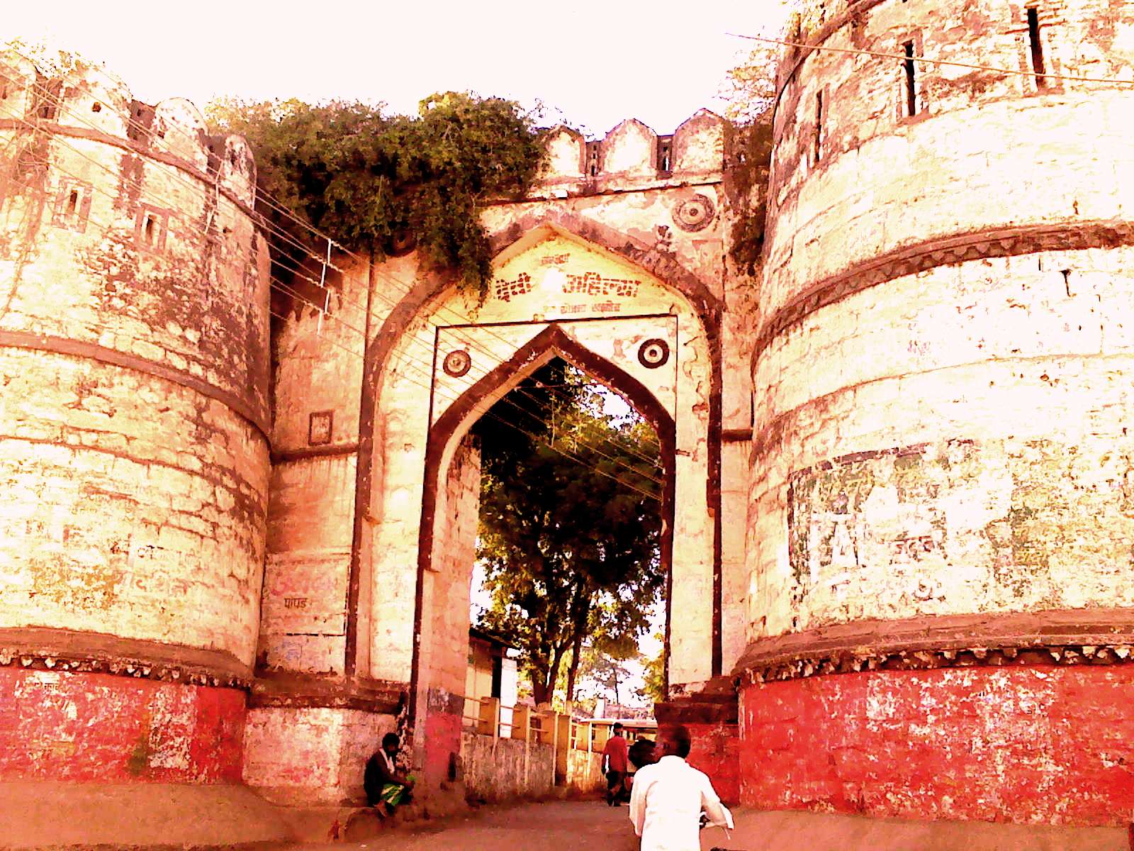 http://www.getbookcab.com/Admin/images/Khargone.jpg