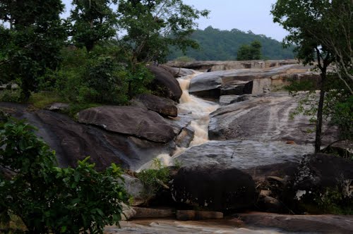 http://www.getbookcab.com/Admin/images/LATEHAR.jpg