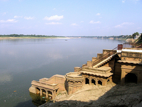 http://www.getbookcab.com/Admin/images/Mirzapur.jpg