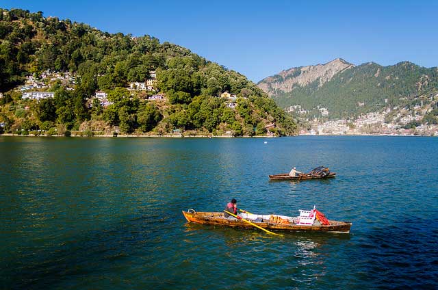 http://www.getbookcab.com/Admin/images/Nainital-lake.jpg