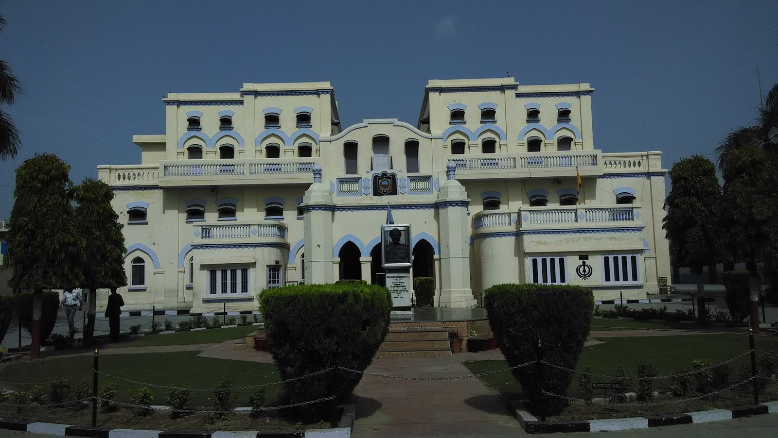 http://www.getbookcab.com/Admin/images/Sangrur.jpg
