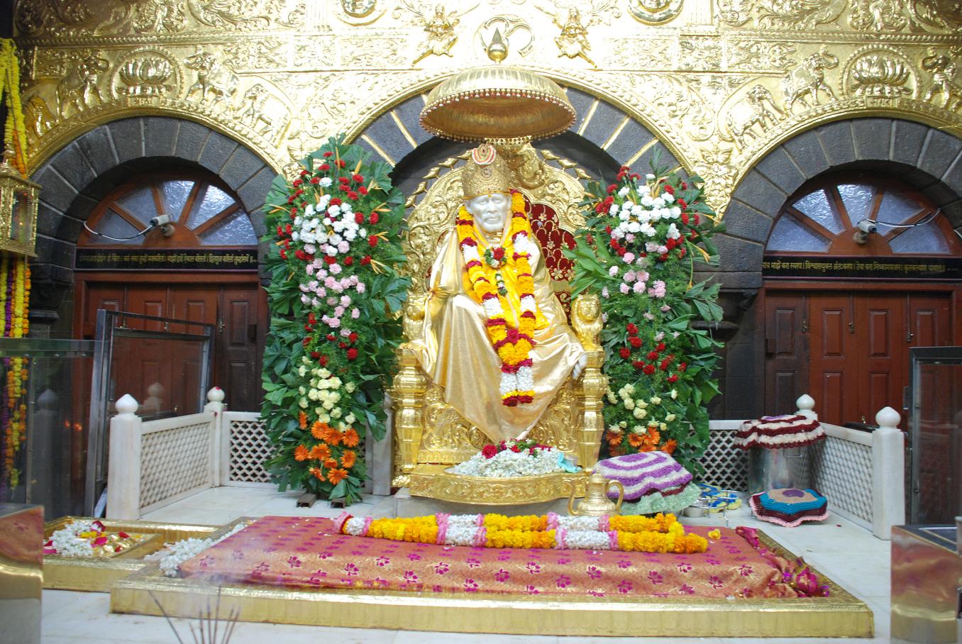http://www.getbookcab.com/Admin/images/Shirdi.jpg