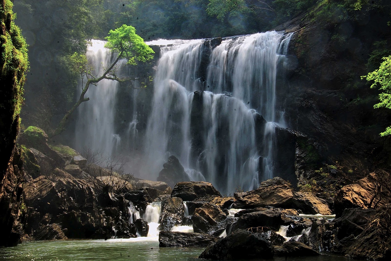 http://www.getbookcab.com/Admin/images/Uttara_Kannada.jpg