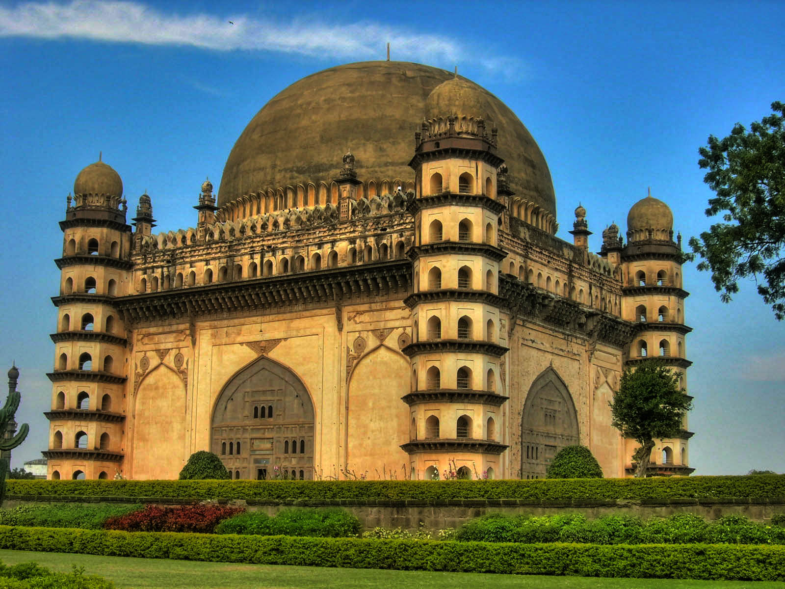 http://www.getbookcab.com/Admin/images/Vijayapura.jpg