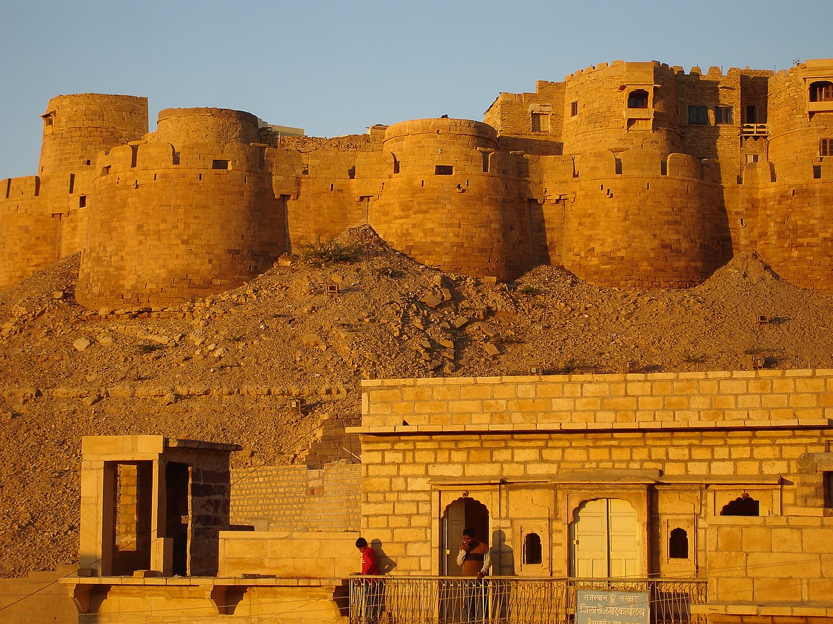 http://www.getbookcab.com/Admin/images/jaisalmer.jpg