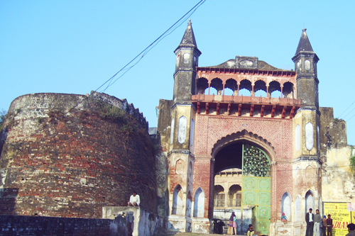 http://www.getbookcab.com/Admin/images/mainpuri.jpg